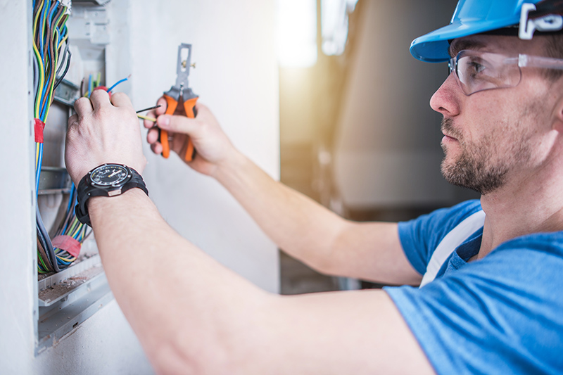Electrician Qualifications in Watford Hertfordshire